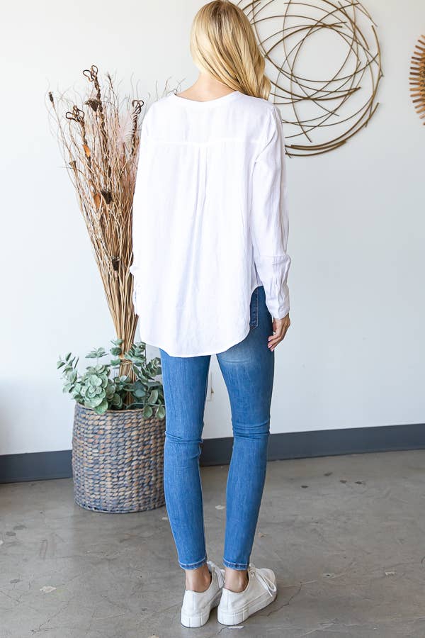 LS ROUND NECK BUTTON DOWN BLOUSE: BLUE