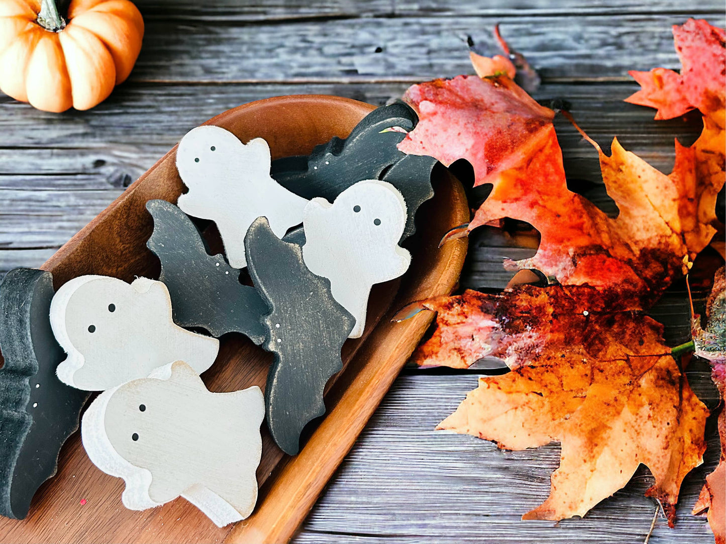 Primitive/Rustic Halloween Wood Bat Bowl Fillers