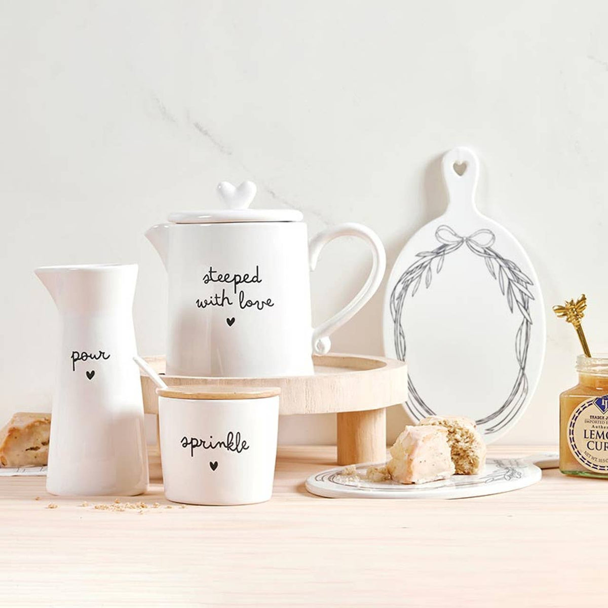 Ceramic Creamer + Sugar - Set of 2: Material