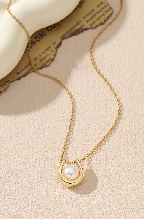 NON-TARNISH PEARL U NECKLACE