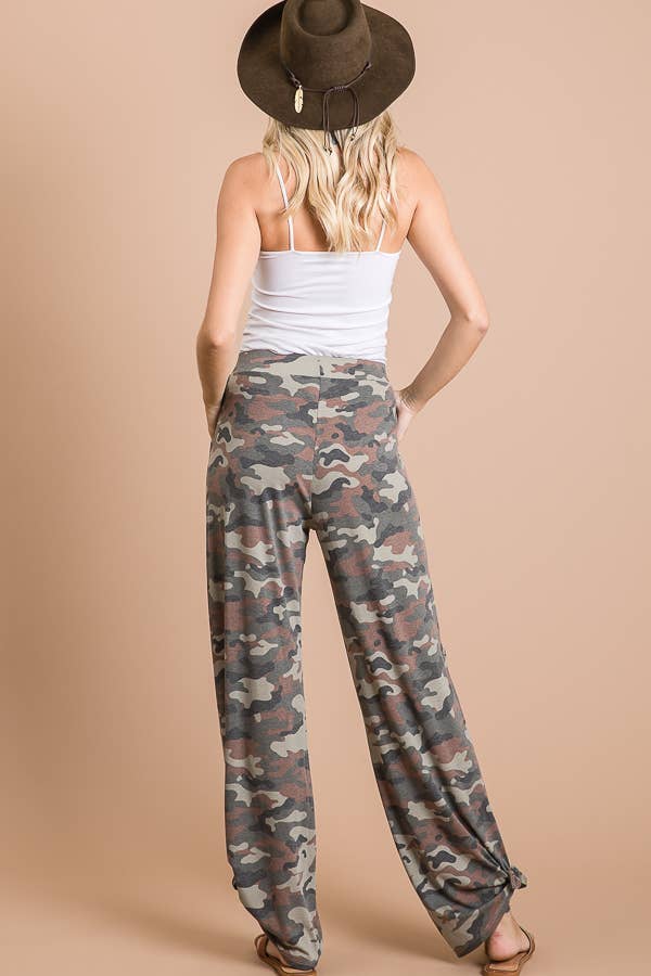 Camo Print Split Side Ankle Tie Women's Pant
