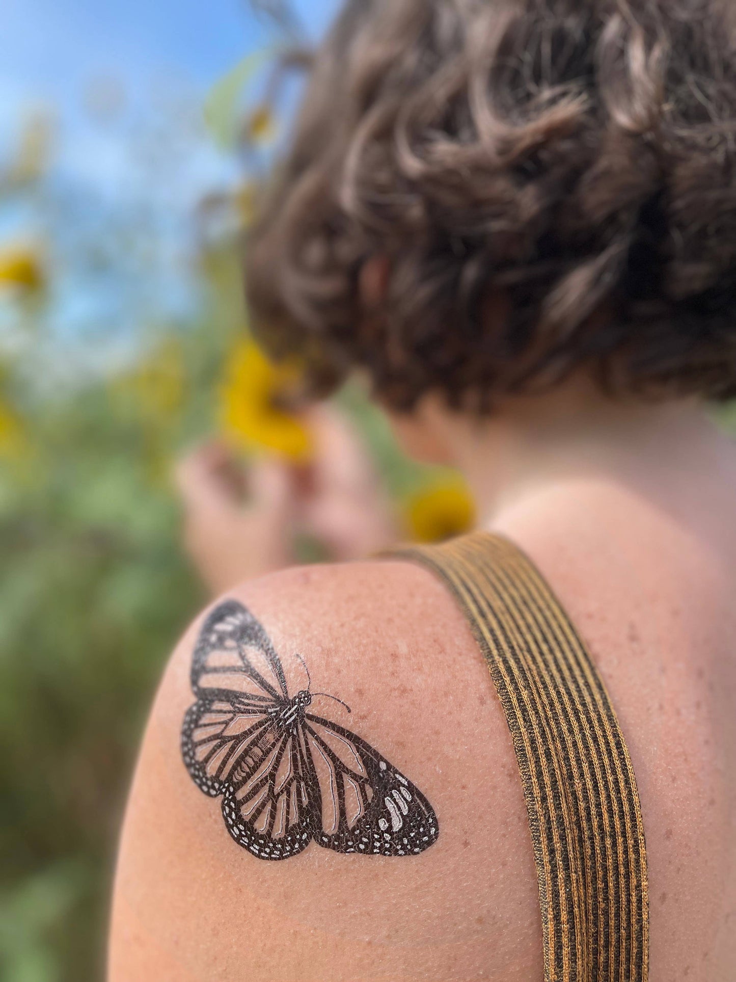 Monarch Butterfly Temporary Tattoo: 1-Pack