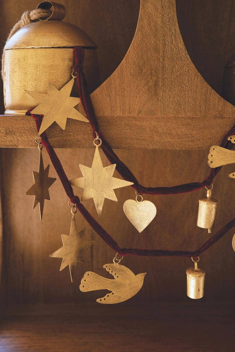 CHRISTMAS CHARM GARLAND WITH MAROON VELVET RIBBON: Multi / Velvet/Metal / 64" long
