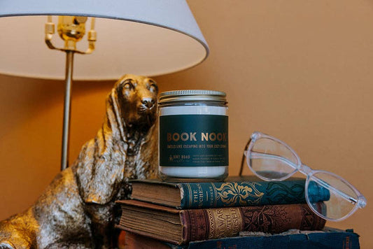 Book Nook Candle: 8 oz Candle