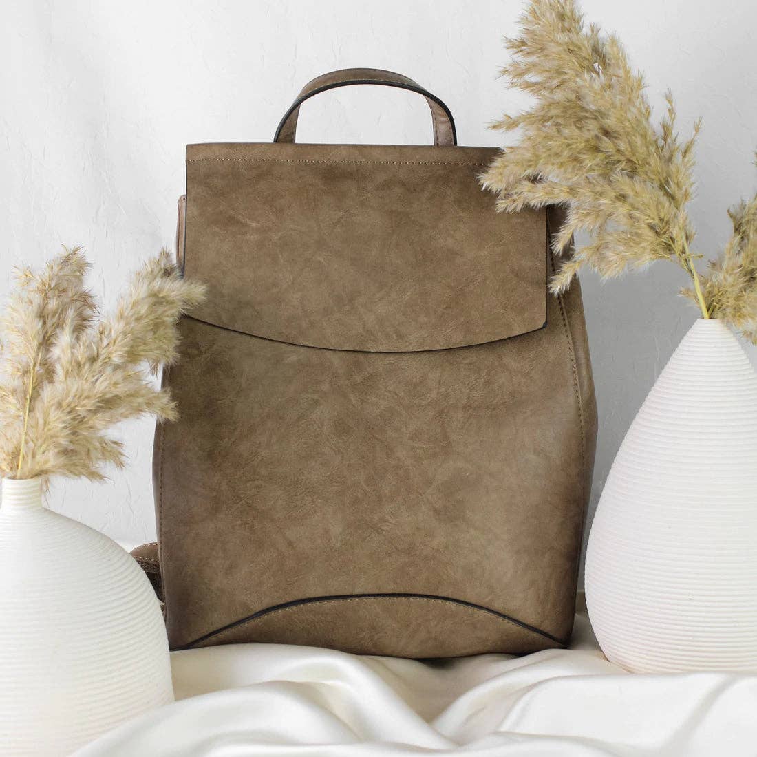 UNV0069 Flap Over Convertible Backpack: Brown