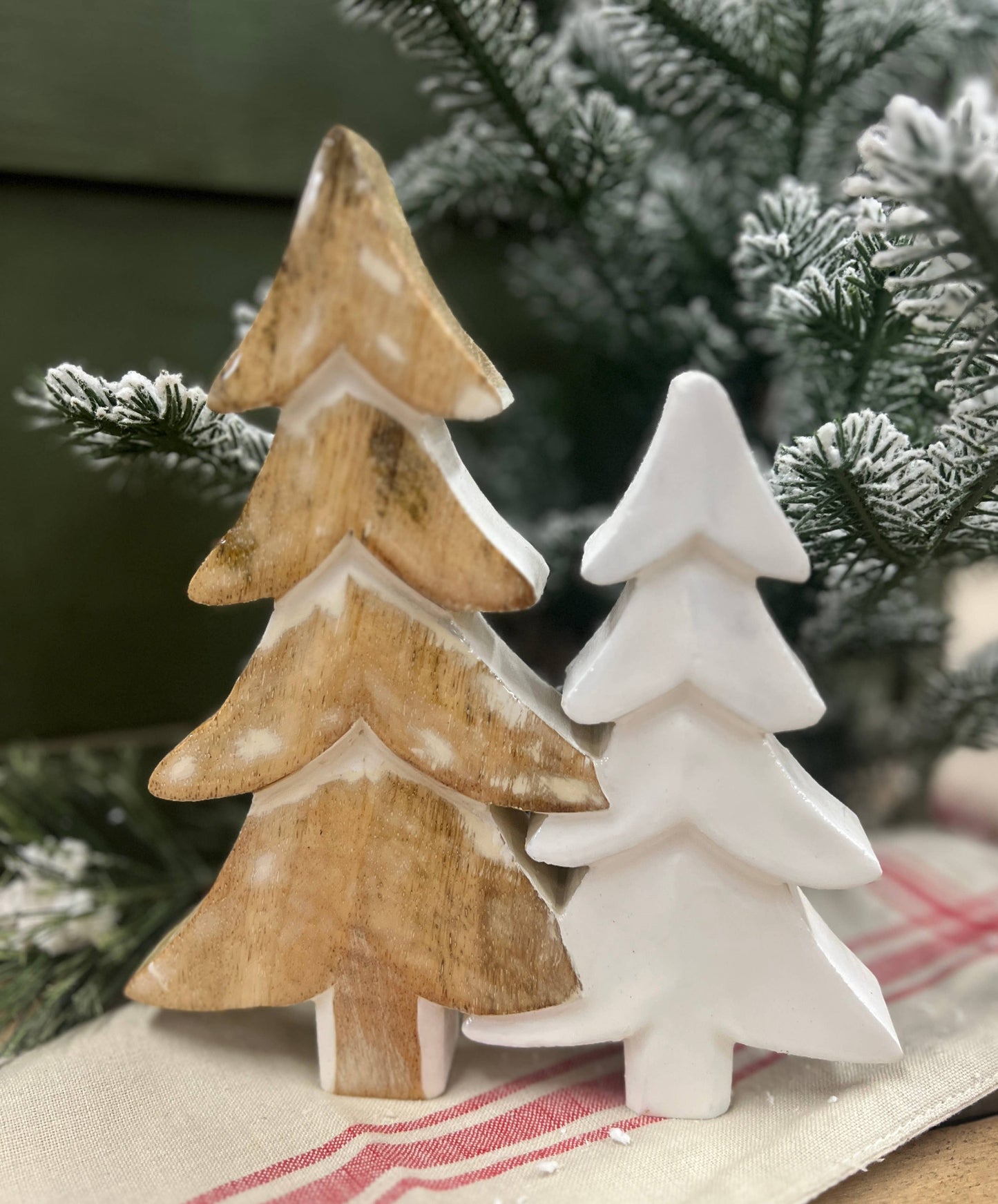 Wooden Tree with Enamel 8in