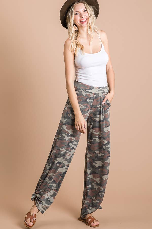 Camo Print Split Side Ankle Tie Women's Pant