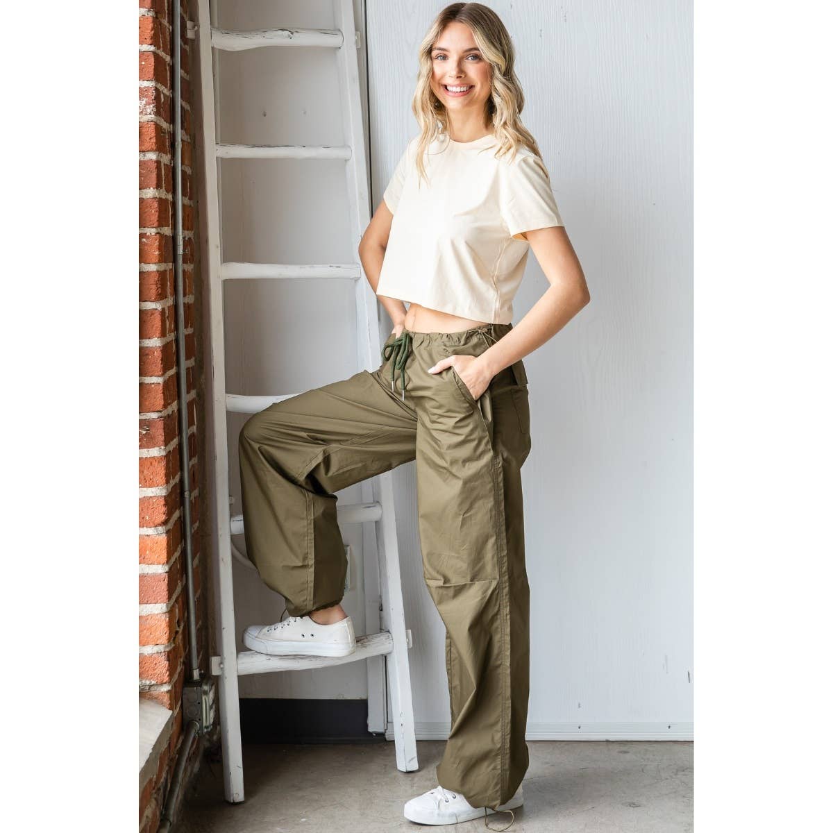 Wide Fit Drawstring Parachute Pants: Olive