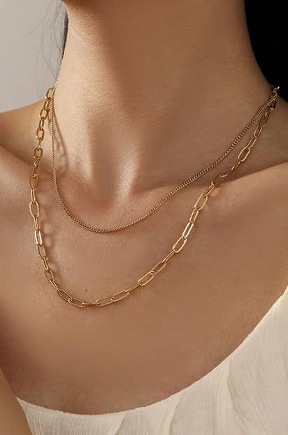 LAYERED CHAIN NECKLACE