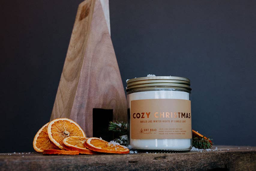 Cozy Christmas Candle: 16 oz Candle