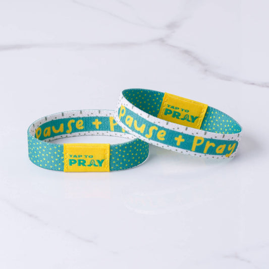 Tap To Pray™ - Kingfolk Series Wristband - Pause + Pray: Medium