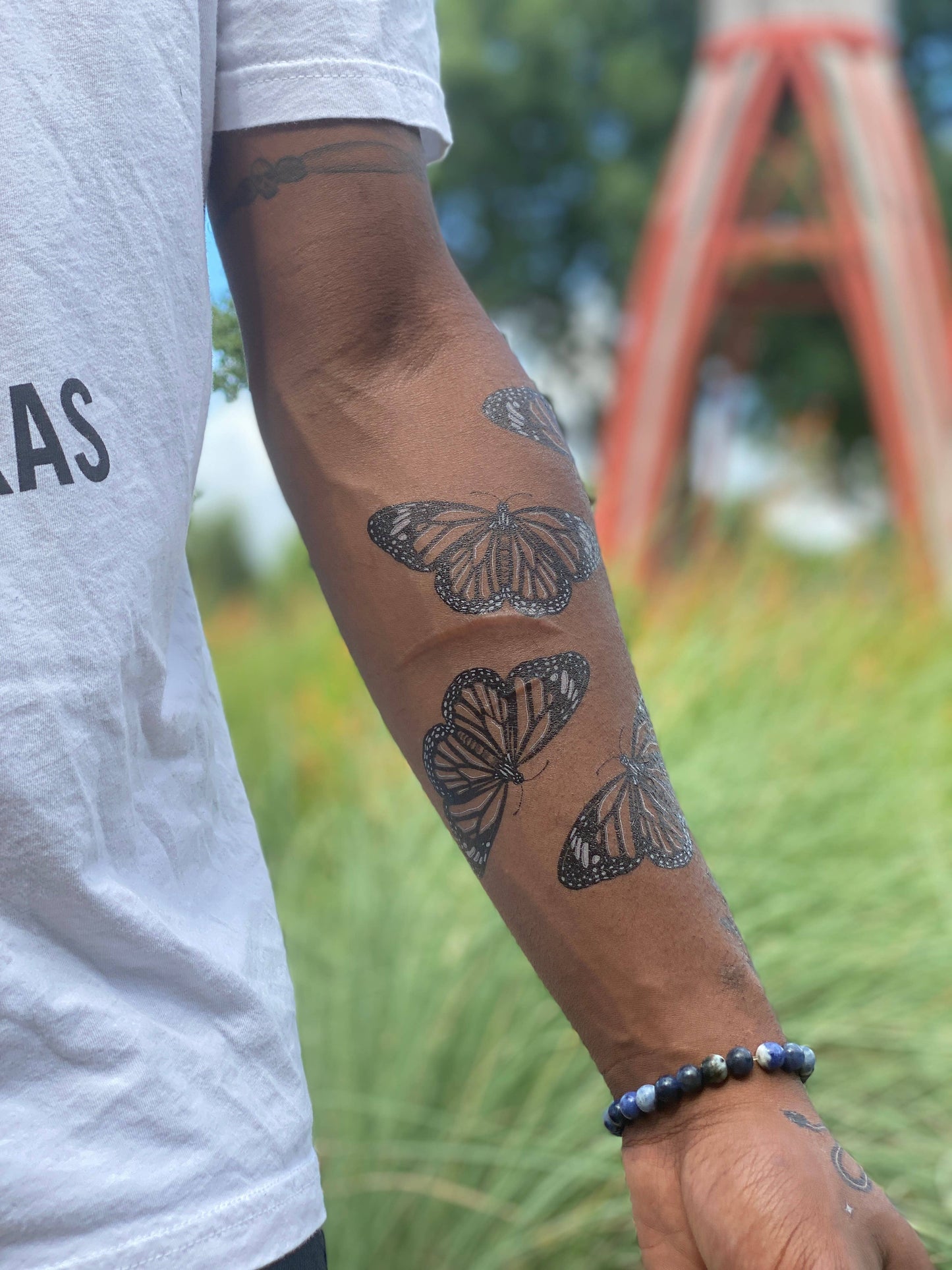 Monarch Butterfly Temporary Tattoo: 1-Pack