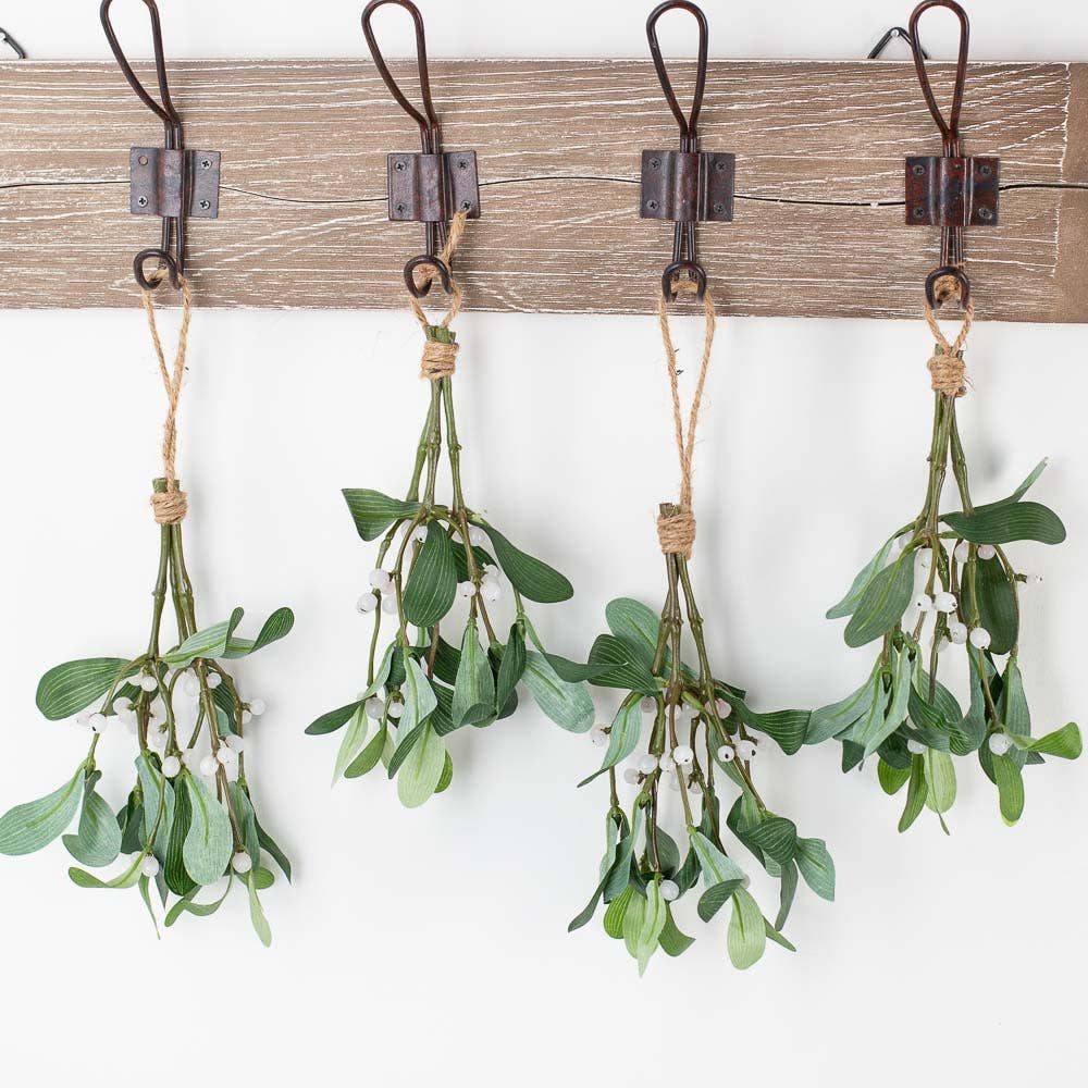 8" Hanging Artificial Mistletoe with Jute Hanger