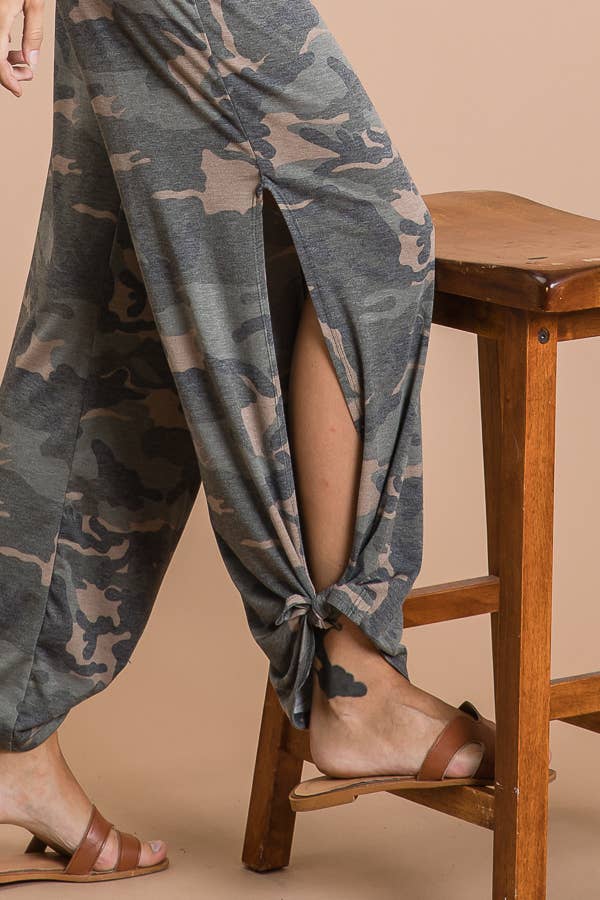 Camo Print Split Side Ankle Tie Women's Pant