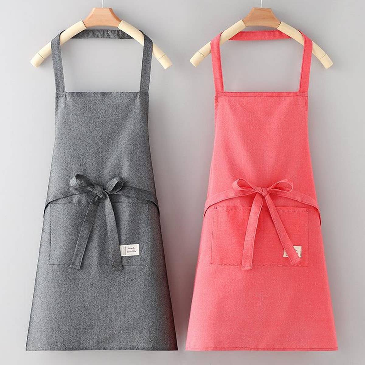 SOLID COLOR THIN APRON WITH POCKETS  Red / (OS) 1