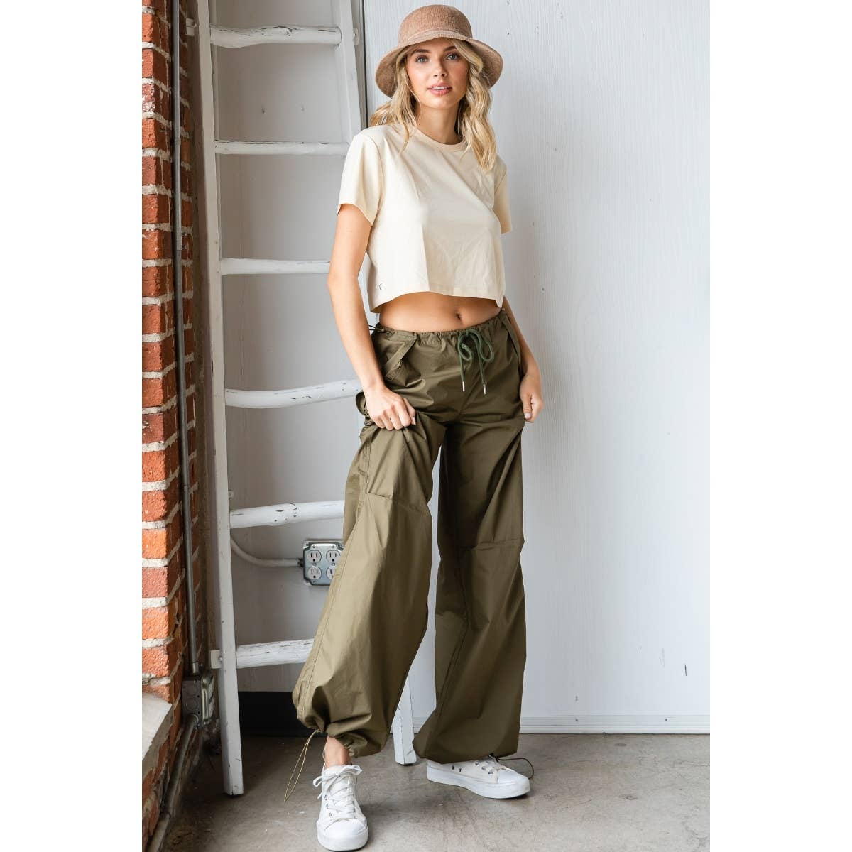 Wide Fit Drawstring Parachute Pants: Olive