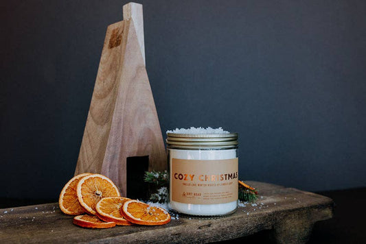 Cozy Christmas Candle: 16 oz Candle