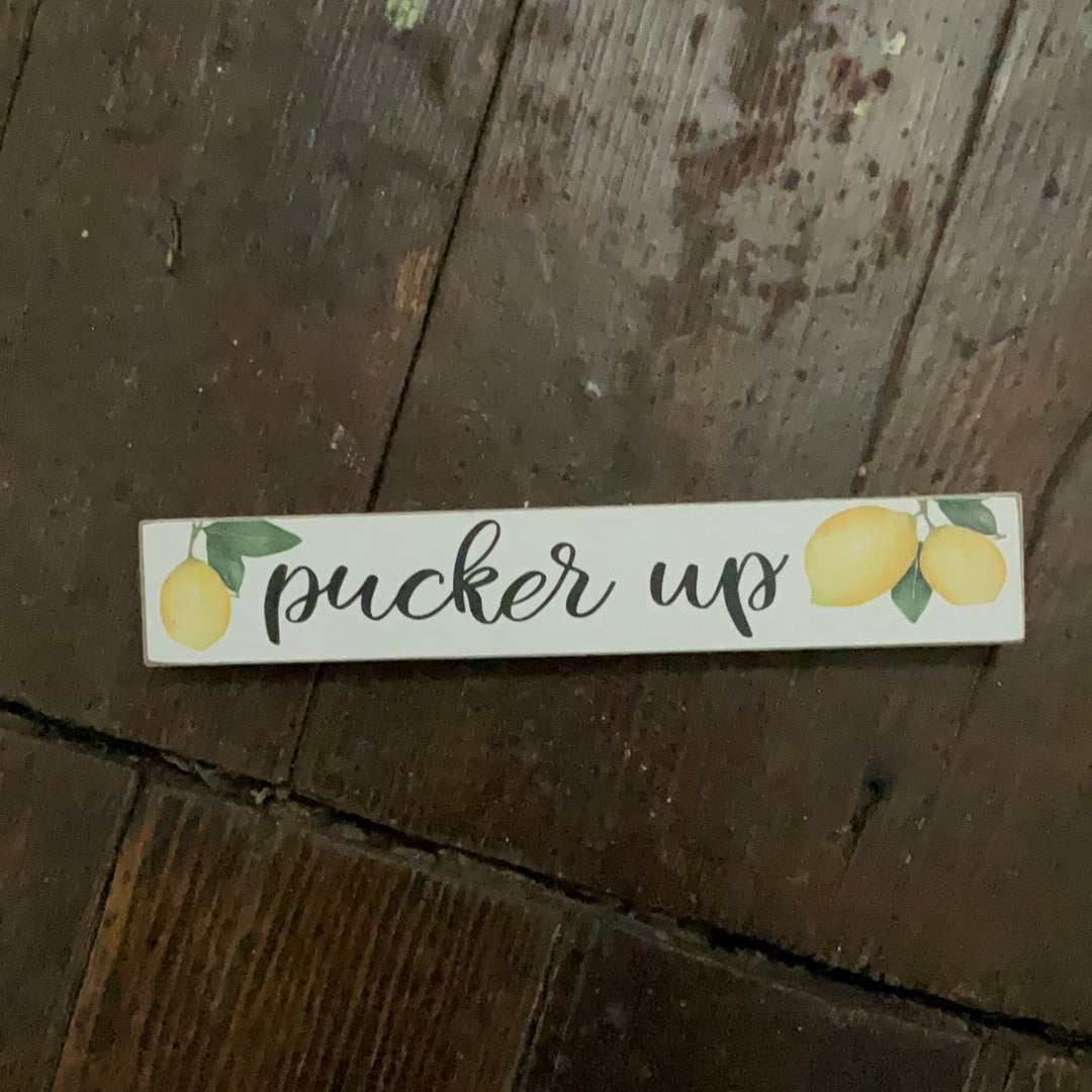Pucker Up Mini Stick